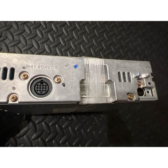 Subaru 86201AC070 FM/AM Cassette Tape 80W Toshiba TA8210AH Stereo Japan Radio - Picture 4 of 7